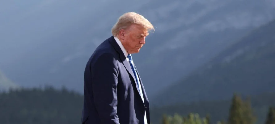 Trump afirma que EEUU "tiene ahora el control completo y total de los cielos de Irán"