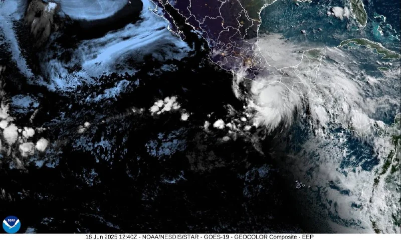 Erick" se fortaleció y evolucionó a huracán antes de tocar México