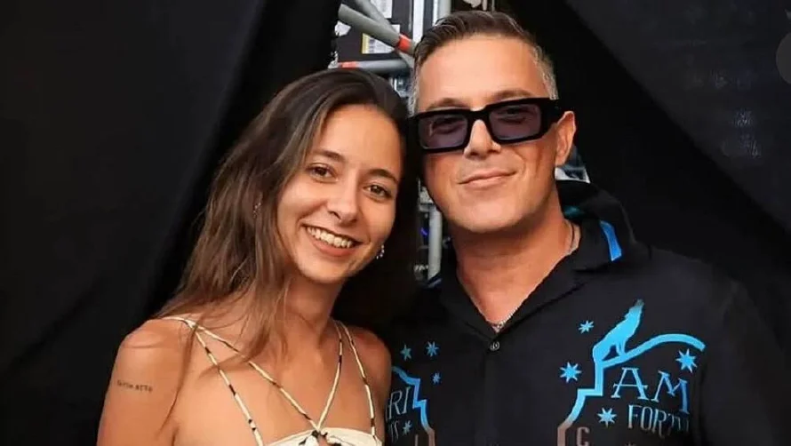 Esto respondió Alejandro Sanz a la exempleada que buscaba desprestigiarlo