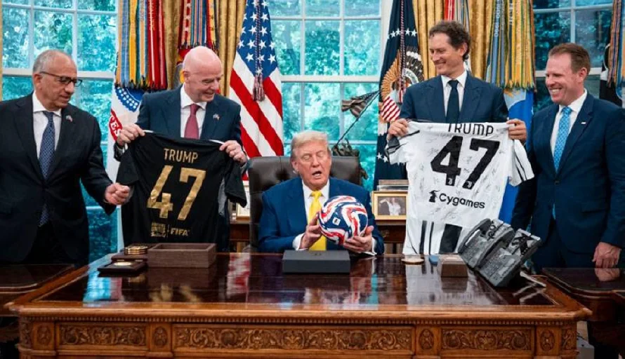 Infantino: Mundial de Clubes se está haciendo con "fluidez" pese a veto migratorio en EEUU