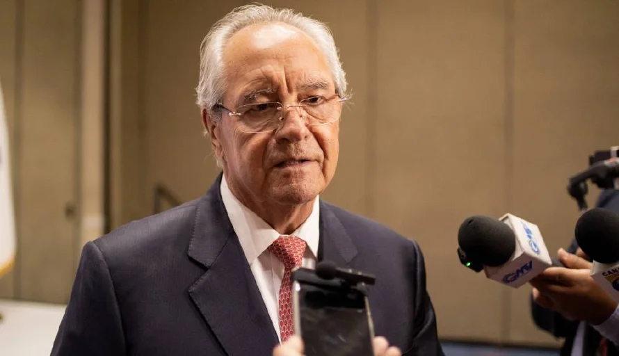 Kriete elogia a Bukele por sus decisiones y dice que salvó al país de un Estado fallido