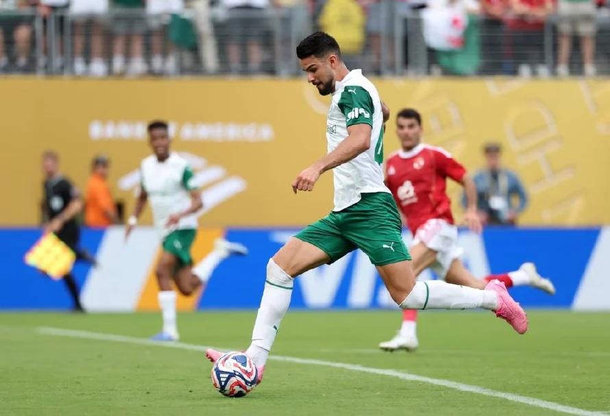Flaco" López lidera la victoria de Palmeiras ante Al Ahly en el Mundial de Clubes