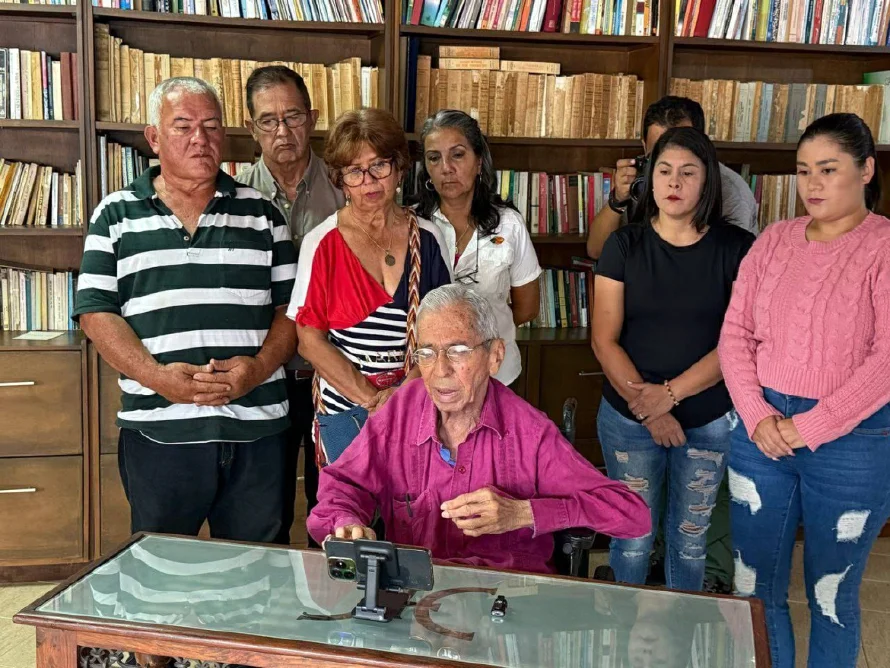 Familiares y abogados de venezolanos encarcelados en el Cecot pedirán medidas a la CIDH