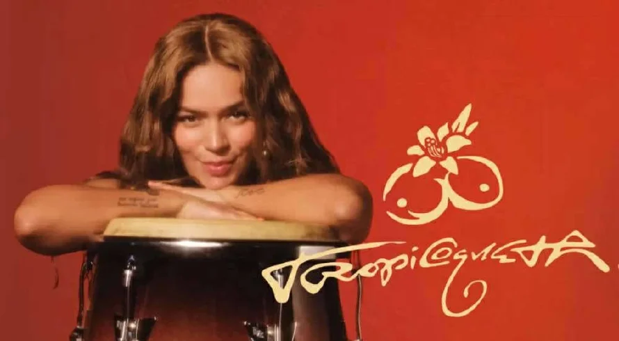 Karol G regresa triunfal en "Tropicoqueta", un álbum que honra los ritmos latinos