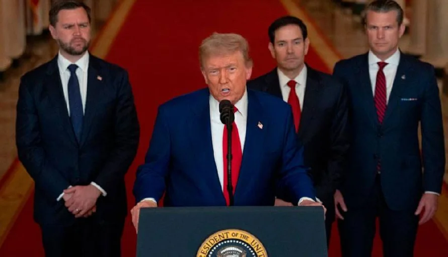Trump sugiere que respalda un "cambio de régimen" en Ir&aacute;n