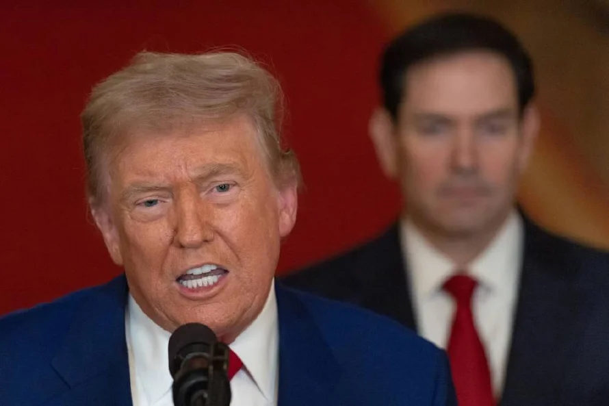 Trump dice que EE.UU. destruyó las instalaciones iraníes y critica a quienes lo cuestionan