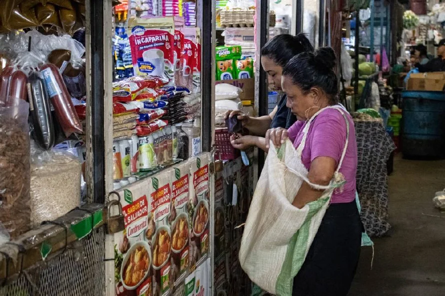 La canasta básica alimentaria subió en mayo a su precio más alto en ocho meses