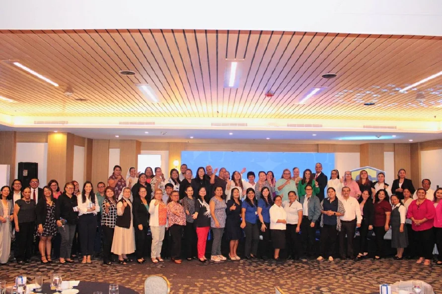 Encuentro de Educadores 2025 UDB: expertos abordan la neuroeducación digital