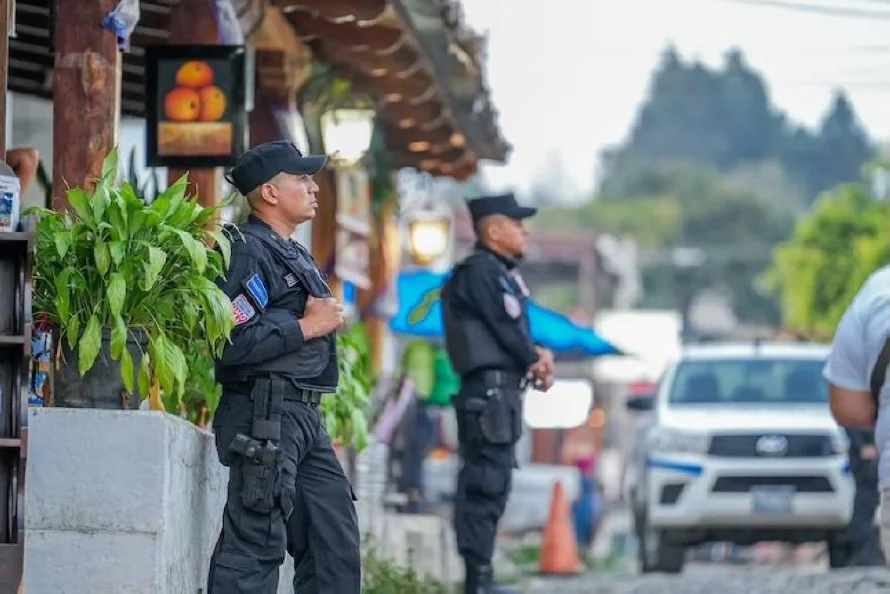 El Salvador y Lituania lideran la mejora global en percepción de criminalidad, según Índice de Paz Global