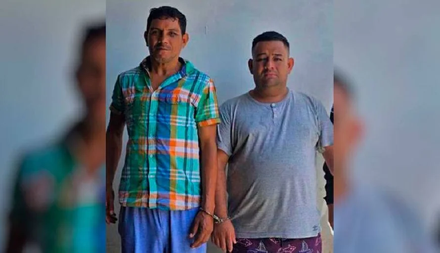 PNC captura dos sujetos que hirieron en el rostro a otro hombre con un envase de vidrio