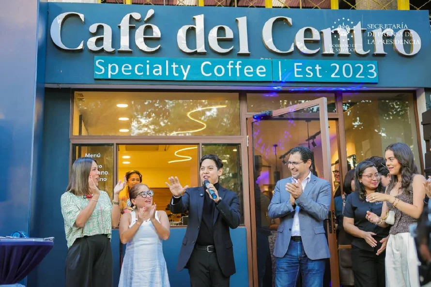 Inauguran un nuevo café en el Centro Histórico