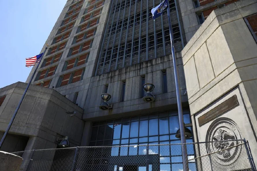El FBI concluye que Jeffrey Epstein no tenía una "lista de clientes", según medios