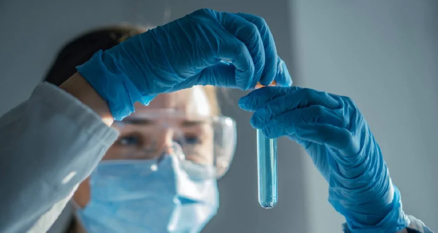 Una biofísica avisa del peligro que tiene el sistema científico de EE.UU. "de romperse"