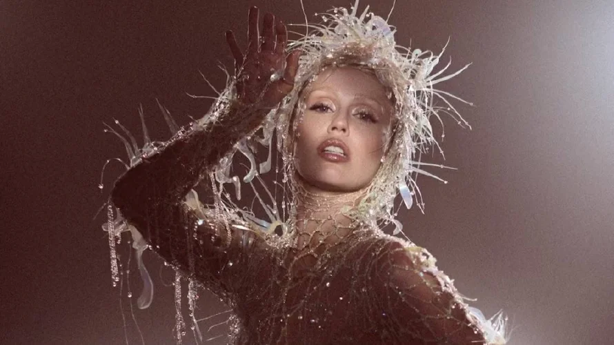 El filme experimental de Miley Cyrus llega a la plataforma Disney+ el 30 de julio