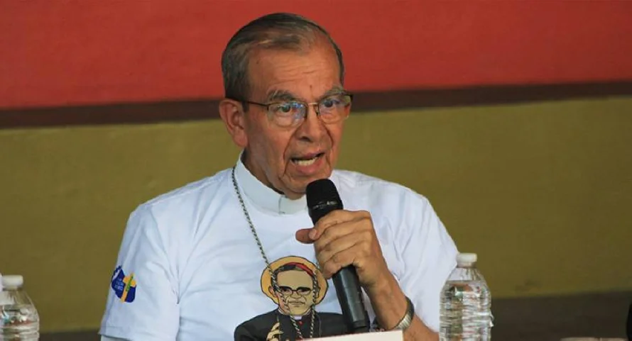 Cardenal pide terminar "cuanto antes" el régimen de excepción y dice "la migración es un derecho"