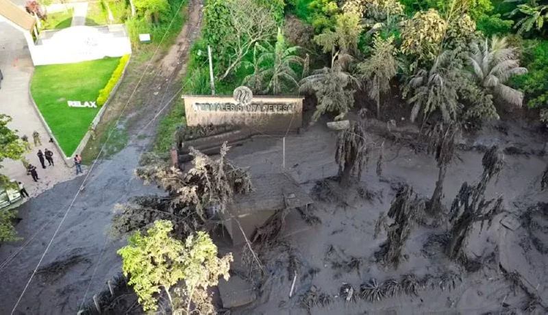 Explota el ausol más grande en los Termales de Santa Teresa
