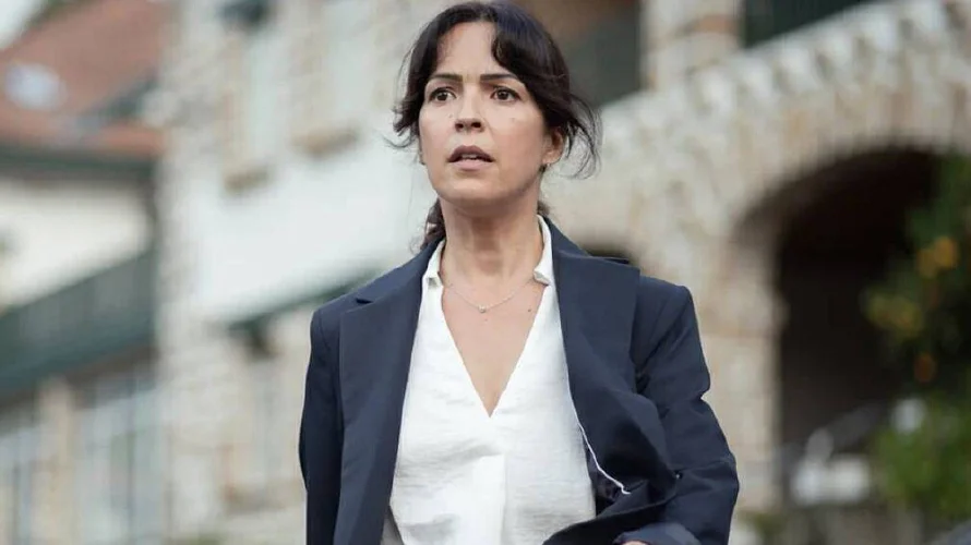 La intriga de la miniserie española "Ángela" se apodera Netflix, y otros estrenos