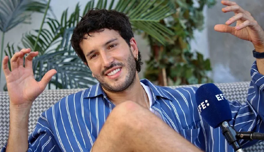 Sebastián Yatra: Las políticas están transformando para mal la vida de los migrantes