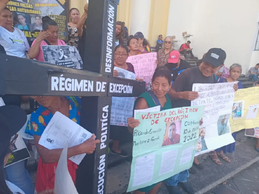 Organizaciones que reclaman capturas de inocentes en el régimen de excepción piden mediación de la Iglesia