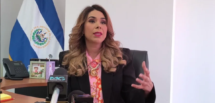 Arena pide prorrogar vigencia de placas, que se vencen el 31 de agosto