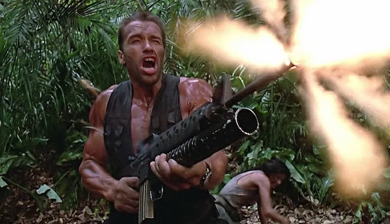 Arnold Schwarzenegger regresa a la saga Predator para ofrecer un final alternativo