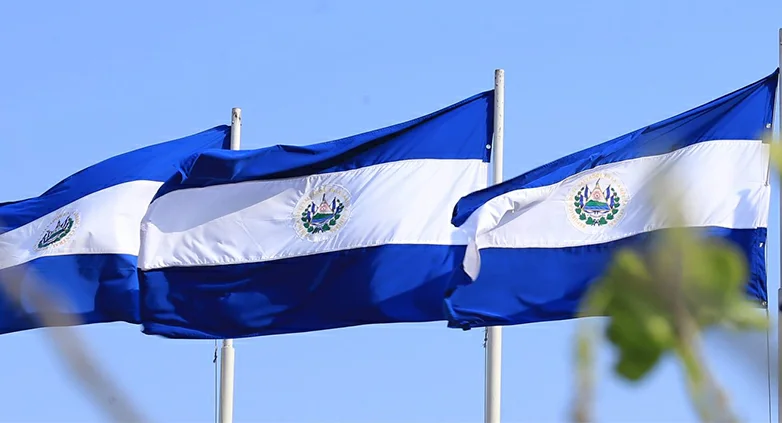 Cancillería gestionó más de 5,500 becas, pero solo el 41 % fueron otorgadas