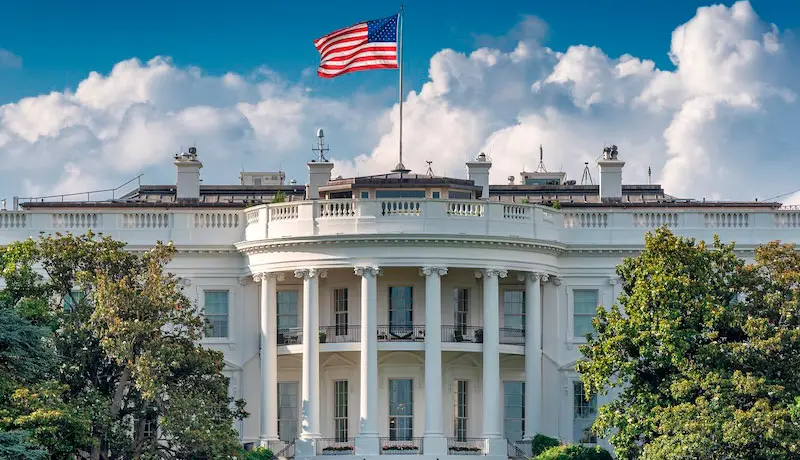 Demócratas dispuestos a reabrir el Gobierno si se extienden un año subsidios de Obamacare