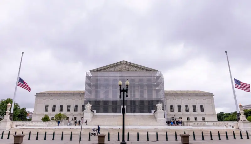 Corte Suprema de EEUU avala decisión de Trump de suspender $4,000 millones en ayuda exterior