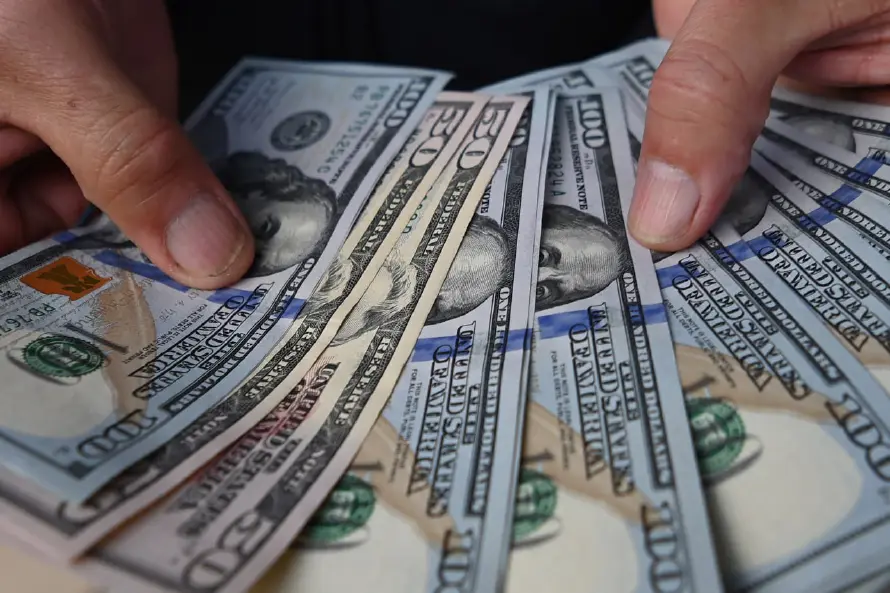 Tres partidos reportan 49 donantes con aportes de hasta $6,000 durante 2024
