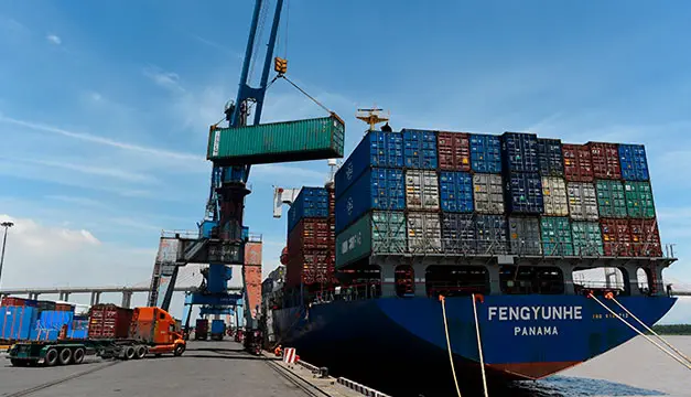 Sieca prevé que las exportaciones salvadoreñas crezcan 5.3 % en el primer trimestre de 2026