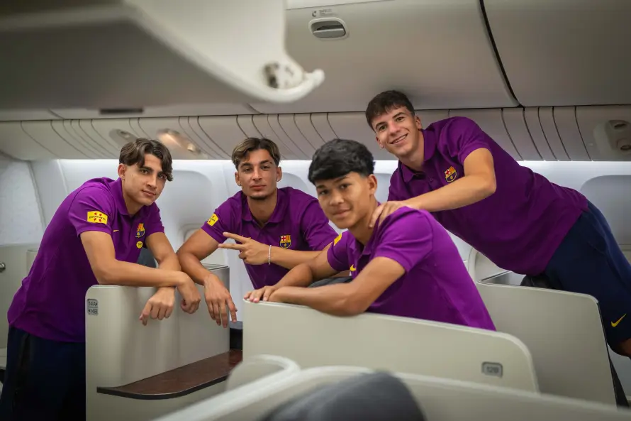 Barcelona inicia su gira asiática con 30 jugadores tras resolver contratiempos logísticos