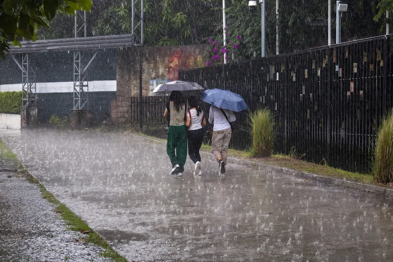 Emiten alerta amarilla por lluvias en todo El Salvador