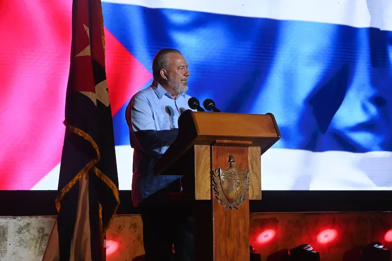 El régimen cubano admite errores y promete soluciones ante crisis y apagones