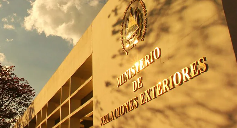 Este es el proceso que debe seguir para repatriar a un salvadoreño fallecido en el exterior