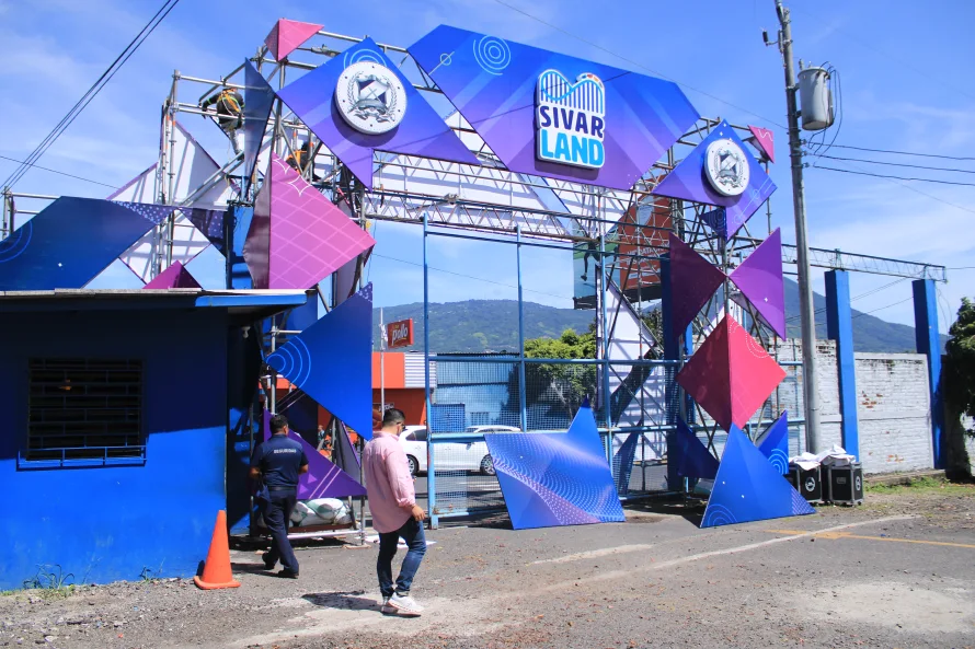 El campo de la feria se prepara para la adrenalina de Sivarland