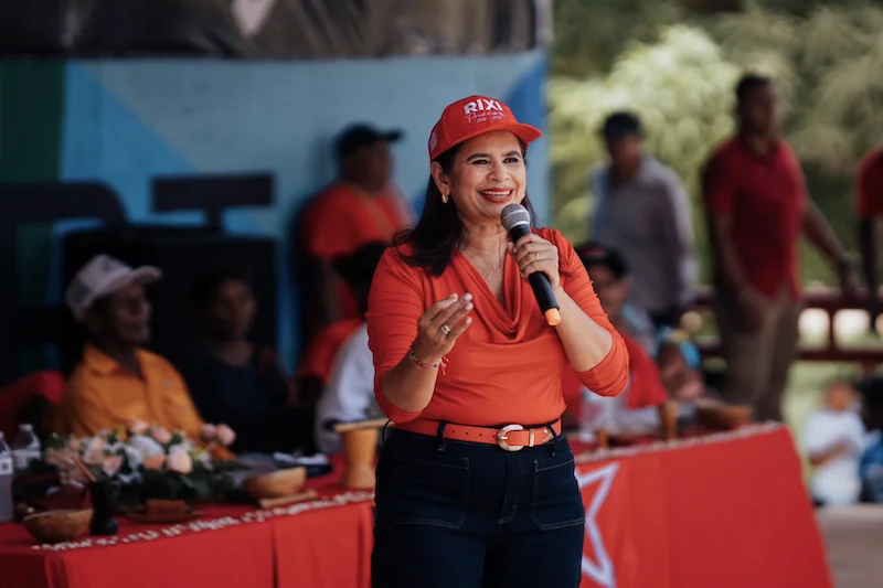Candidata oficialista tilda de "imposición extranjera" proclamación de Asfura en Honduras