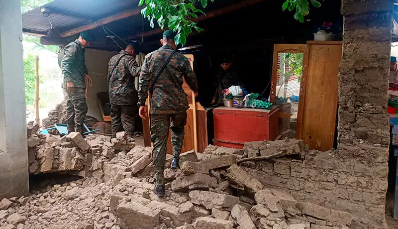 Al menos un muerto, dos heridos de gravedad y 20 casas con daños deja sismo en Guatemala