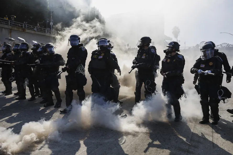 Controversia en EEUU por plataforma que busca compartir información sobre agentes del ICE