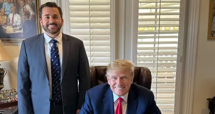 La nominación de influencer pro-Trump como embajador en Malasia desata críticas en el país