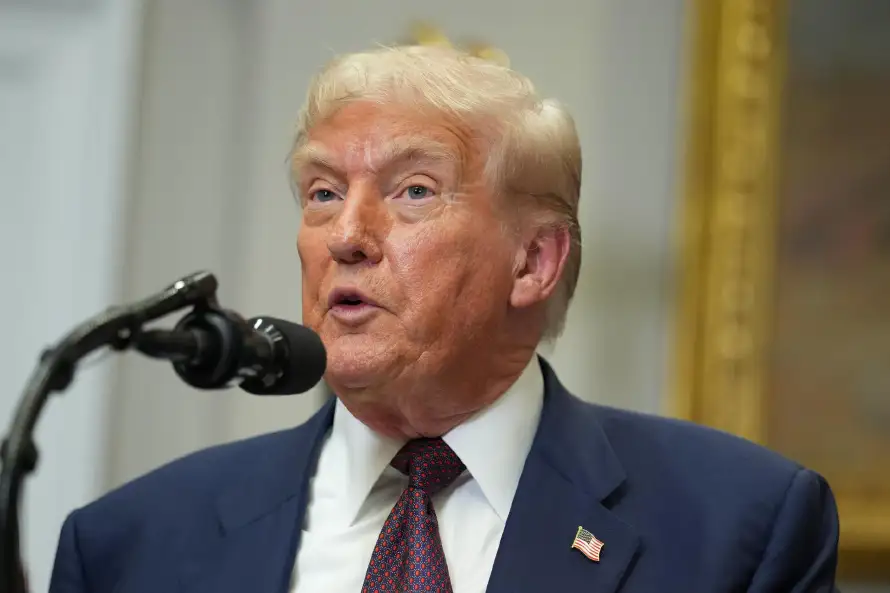 Trump despliega dos submarinos nucleares ante las "provocadoras declaraciones" de Medvédev