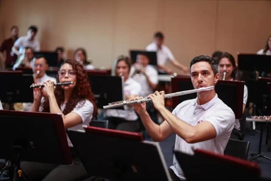 Colombia invierte 40 millones de dólares en programa para promover la educación artística