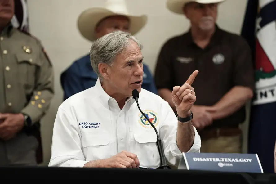 Gobernador de Texas amenaza con cargos criminales a demócratas por boicot a mapa electoral