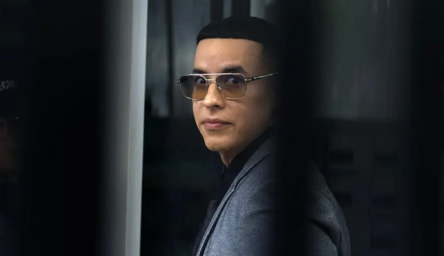 Abogadas de Daddy Yankee renuncian en plena batalla con su ex Mireddys González