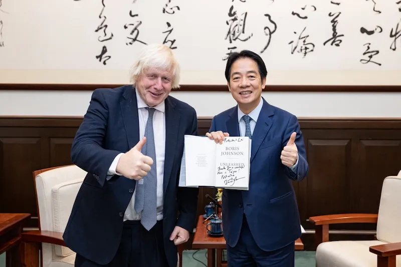 Exprimer ministro británico aboga por estrechar las relaciones con Taiwán sin temor a "ofender" a China