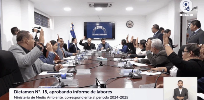 Diputados aprueban informes de labores de Agricultura, Salud y Medio Ambiente: sin votos para llamar a ministros