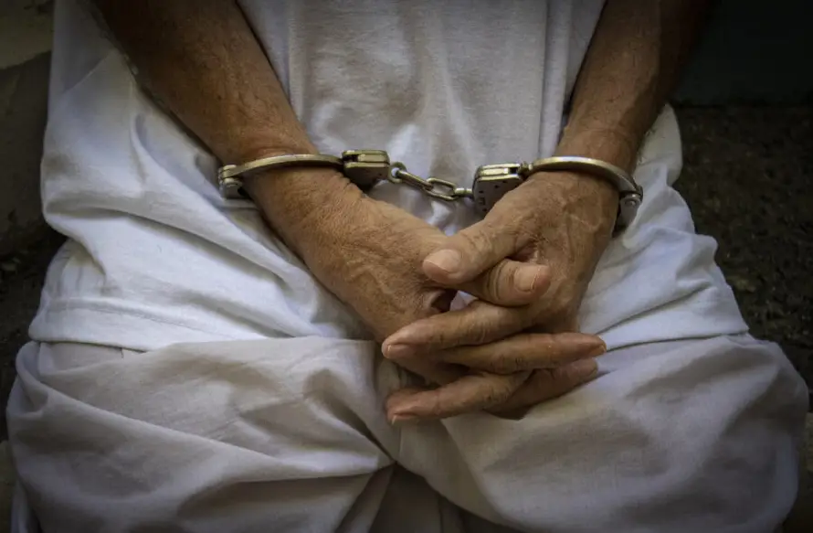 Condenan a 20 años a dos hombres por extorsionar a comerciantes en Zacatecoluca