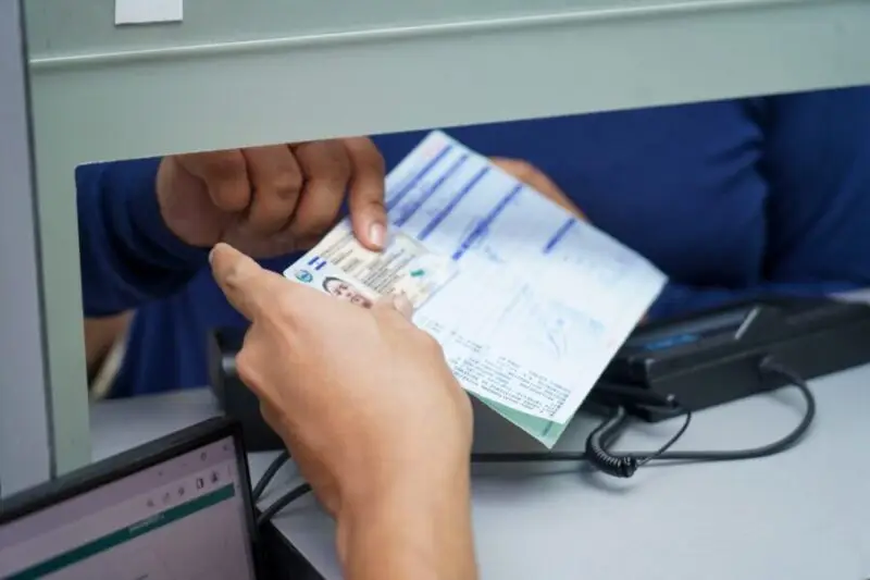 Más de 63,200 salvadoreños en el exterior han tramitado o renovado su DUI en lo que va de 2026