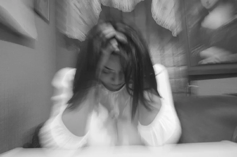Psiquiatra salvadoreño indica que todo suicidio es prevenible si se detectan las señales a tiempo, ¿cuáles son?