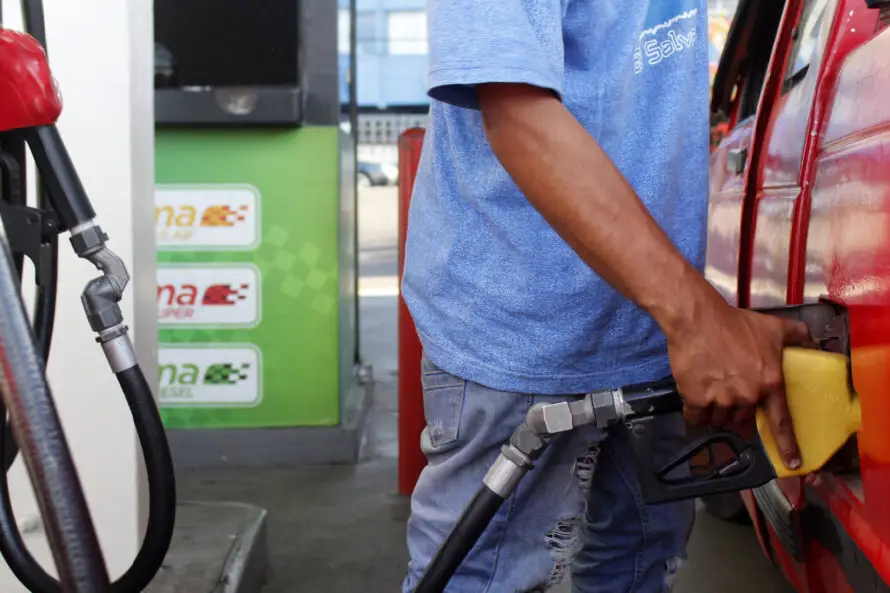 El precio de los combustibles no variará esta quincena y se venderá hasta por $3.89
