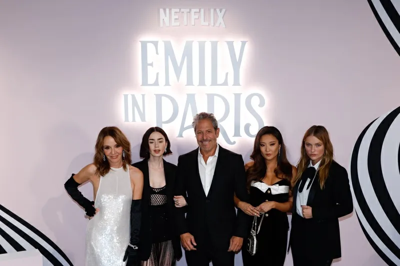 “Emily in Paris” regresa a Netflix el 18 de diciembre